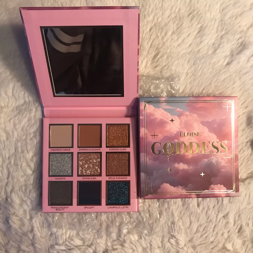 Goddess Eyeshadow Palette - Multicolor
